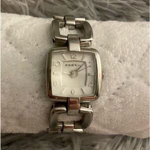 FOSSIL ES-1780 Women's White Silver Dial Bracelet Watch Analog Quartz Needs Batt